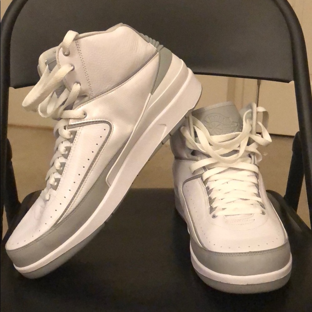 Air Jordan 2 Retro